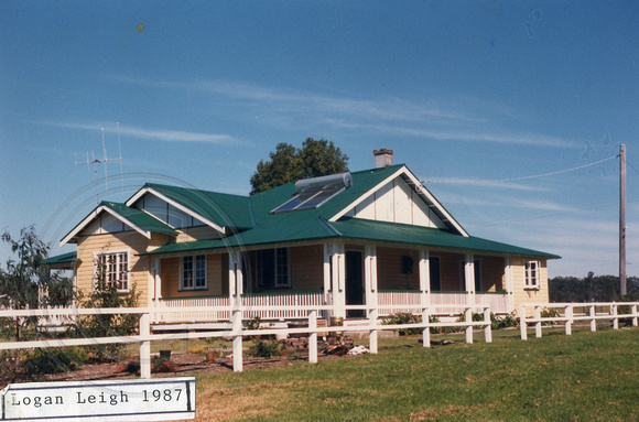 Logan Leigh Homestead 1987 - Home of Sidney Garden & Ina Inez Wright, Nabiac, NSW