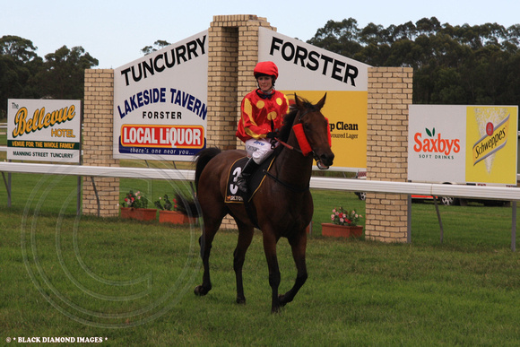 Tuncurry Forster Jockey Club Inaugural Races 14.3.2009