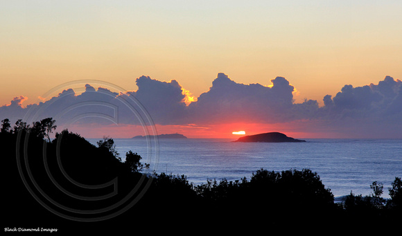 Sunrise over the Solitary Islands, Coffs Harbour, NSW, Australia